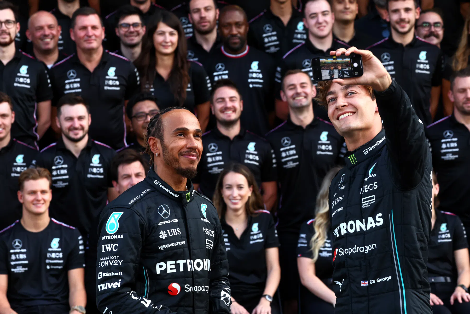 mercedes wil wereldtitel in 2024 met hamilton of russell