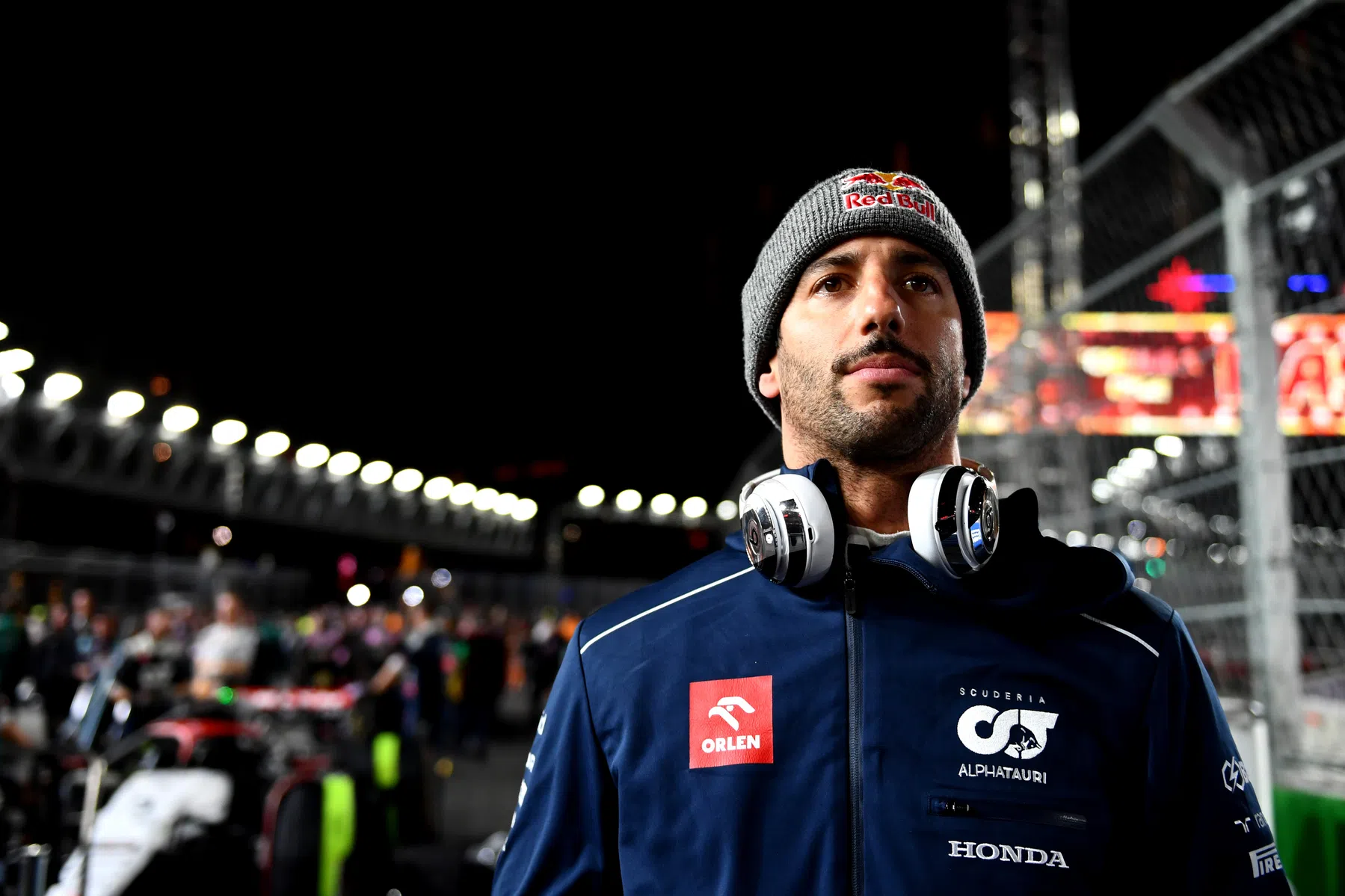 Alan Jones thinks Ricciardo has lost chance of Red Bull return