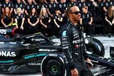 Thumbnail for article: Mercedes en est sûre : Lewis Hamilton est le GOAT