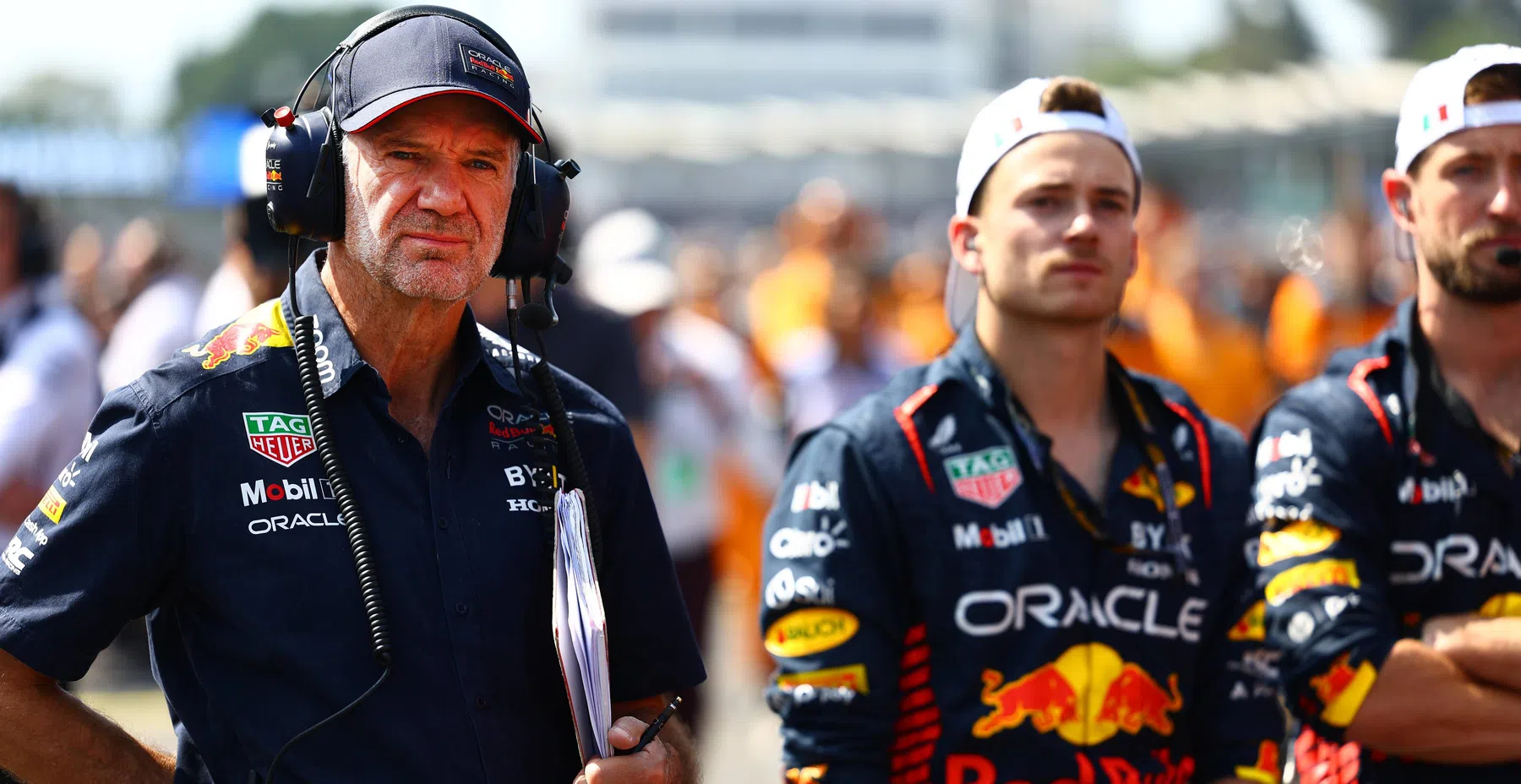 Wat is het vermogen en salaris van Adrian Newey?