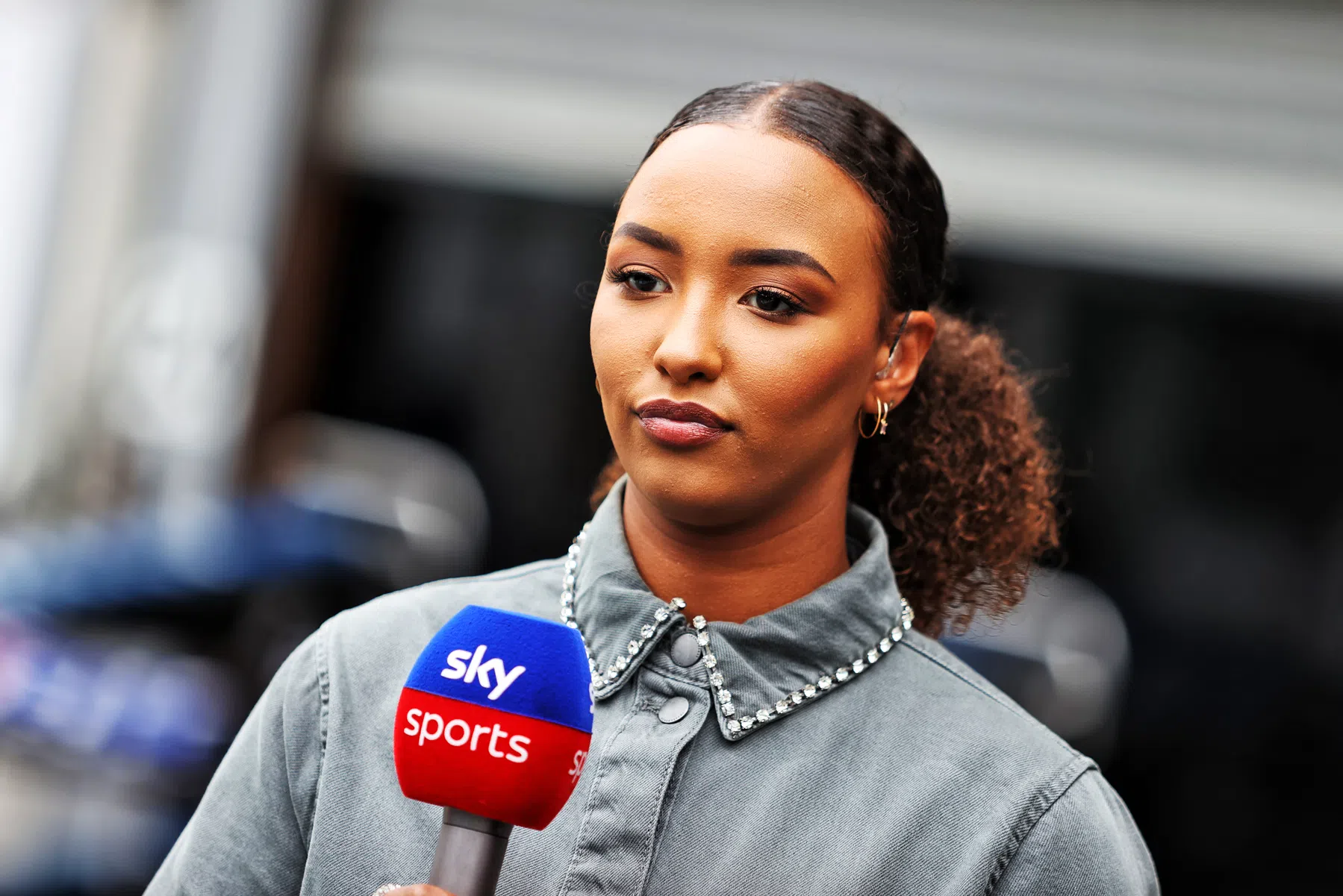 Who is Sky Sports F1 presenter and analyst Naomi Schiff?