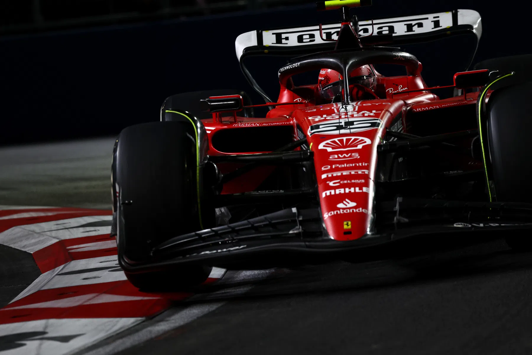 Investors happy with Hamilton at Ferrari: Company values rockets up!