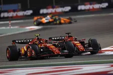 Thumbnail for article: Carlos Sainz aangenaam verrast: 'Red Bull bij kunnen houden'