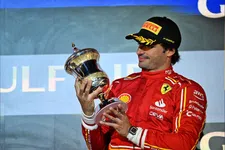 Thumbnail for article: Sainz vit une première course "géniale" à Bahreïn : "Attaquer enfin"