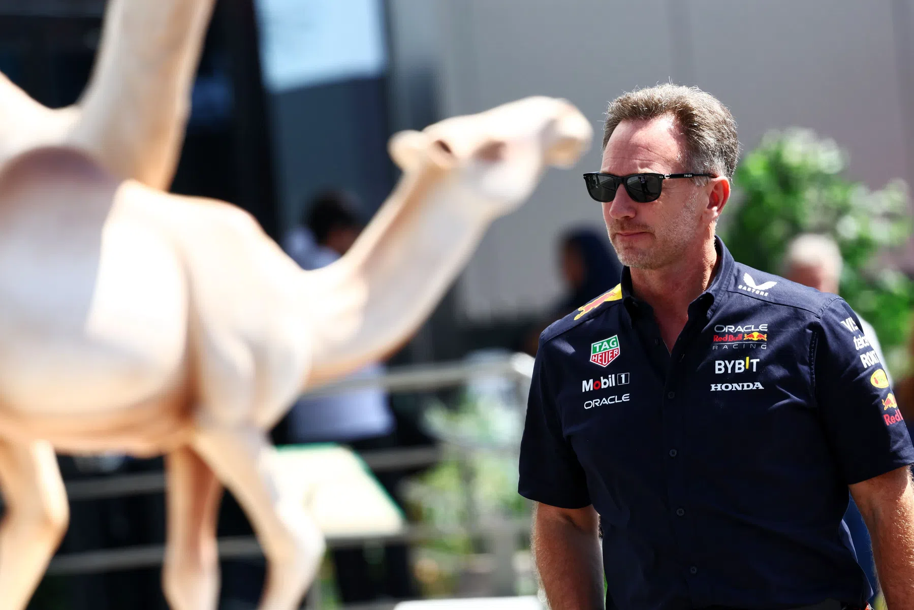 horner a colloquio con jos verstappen dopo il gp del bahrain