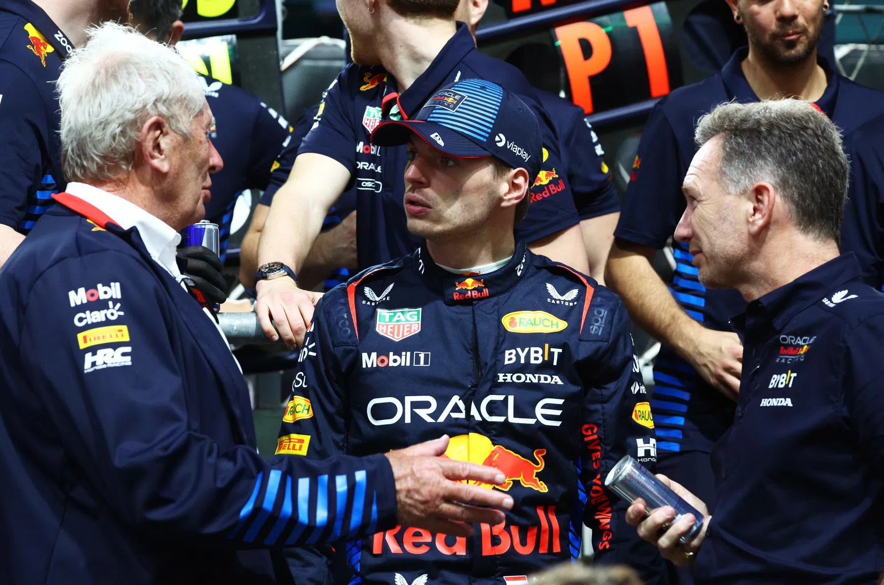 verstappen toont ongelijk van horner bij red bull racing