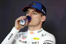 Thumbnail for article: Une possible sortie de Verstappen discutée: "Je ne me verrais pas le faire"