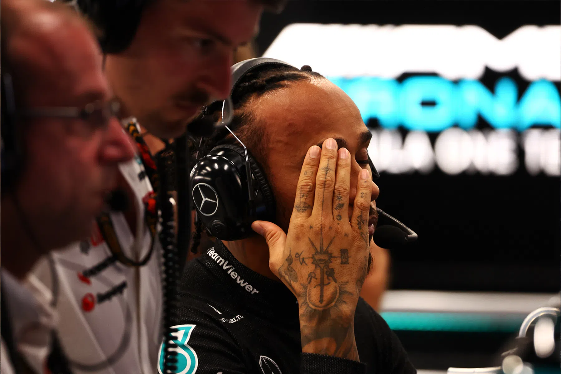 peter bonnington mag niet mee naar ferrari engineer lewis hamilton blijft