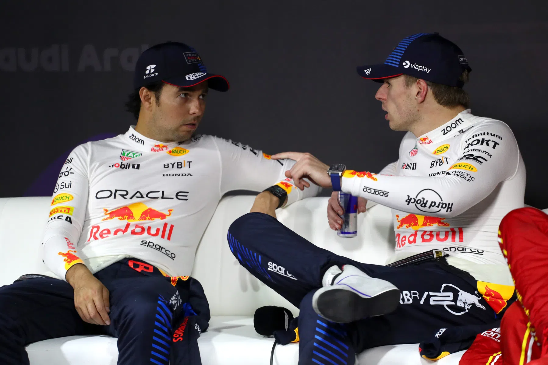 Verstappen no está presente en la rueda de prensa: Pérez y Ricciardo sí