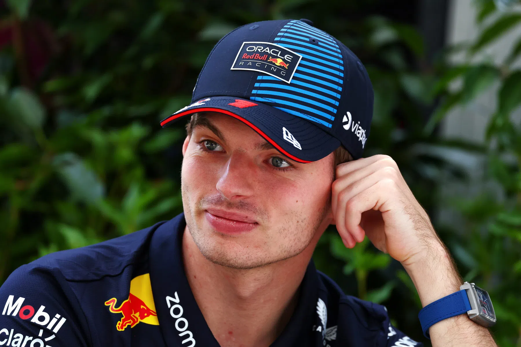 verstappen on whether to stay at red bull