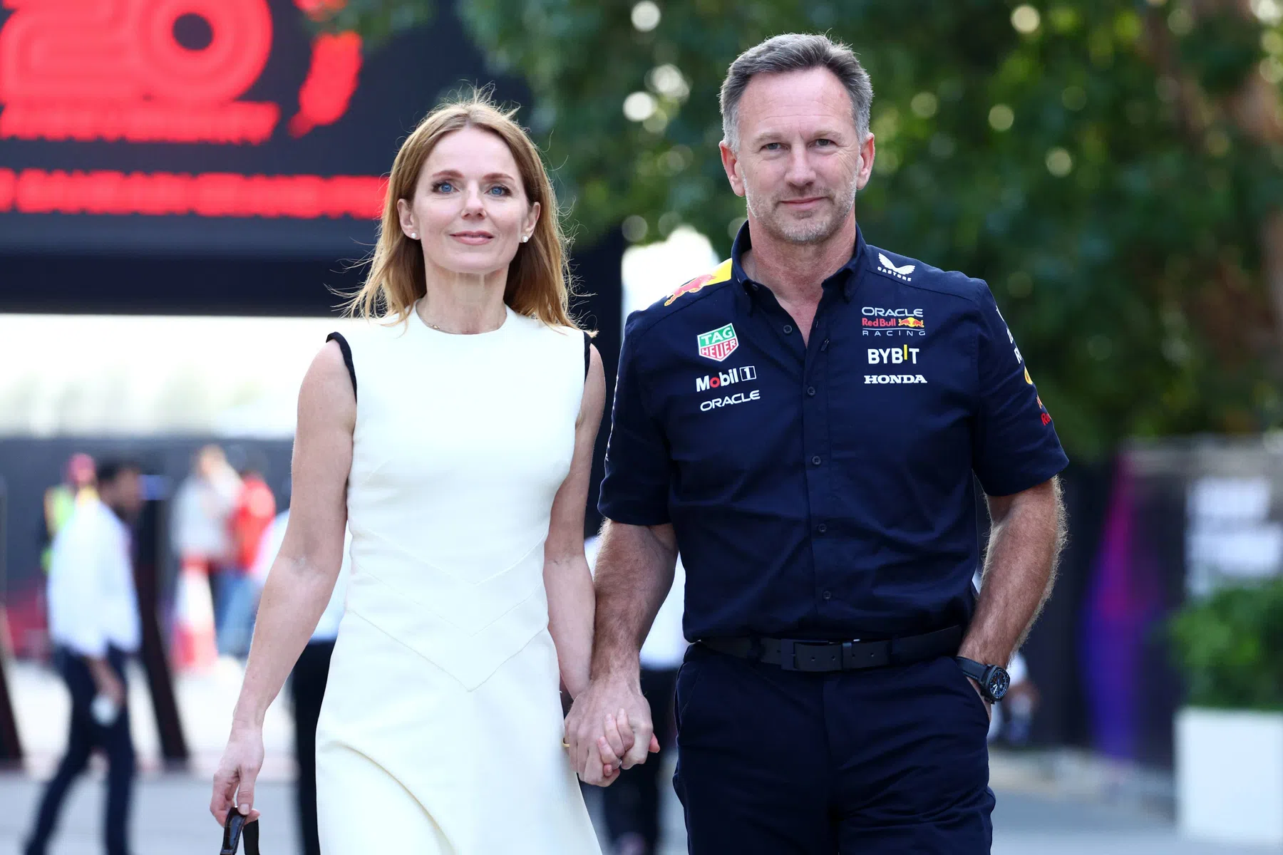 geri halliwell stelt eisenlijst op voor horner