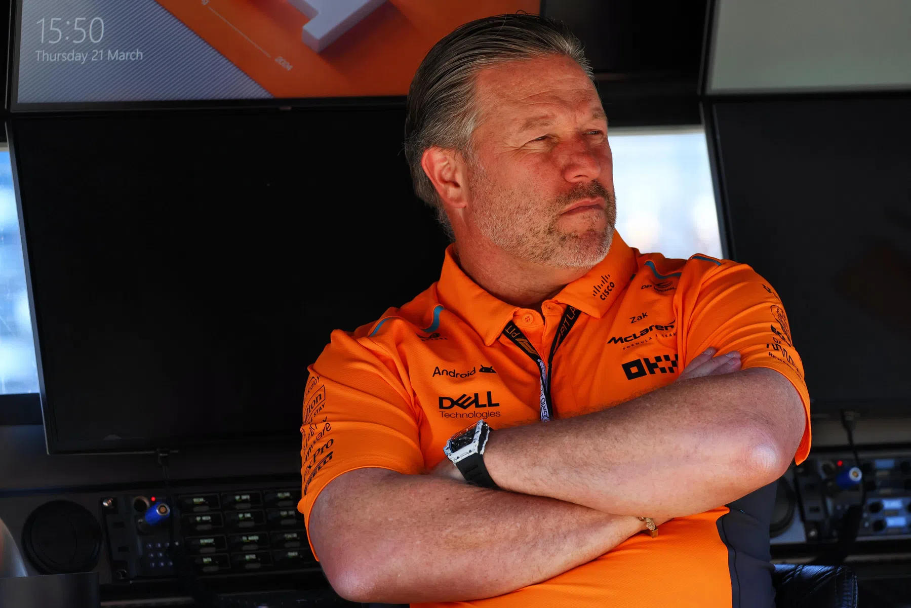 Zak Brown extends contract at McLaren