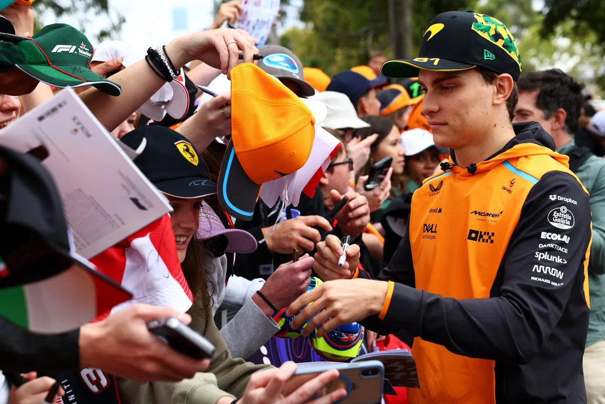 Piastri diz que McLaren "precisará de sorte" para brigar com a Red Bull
