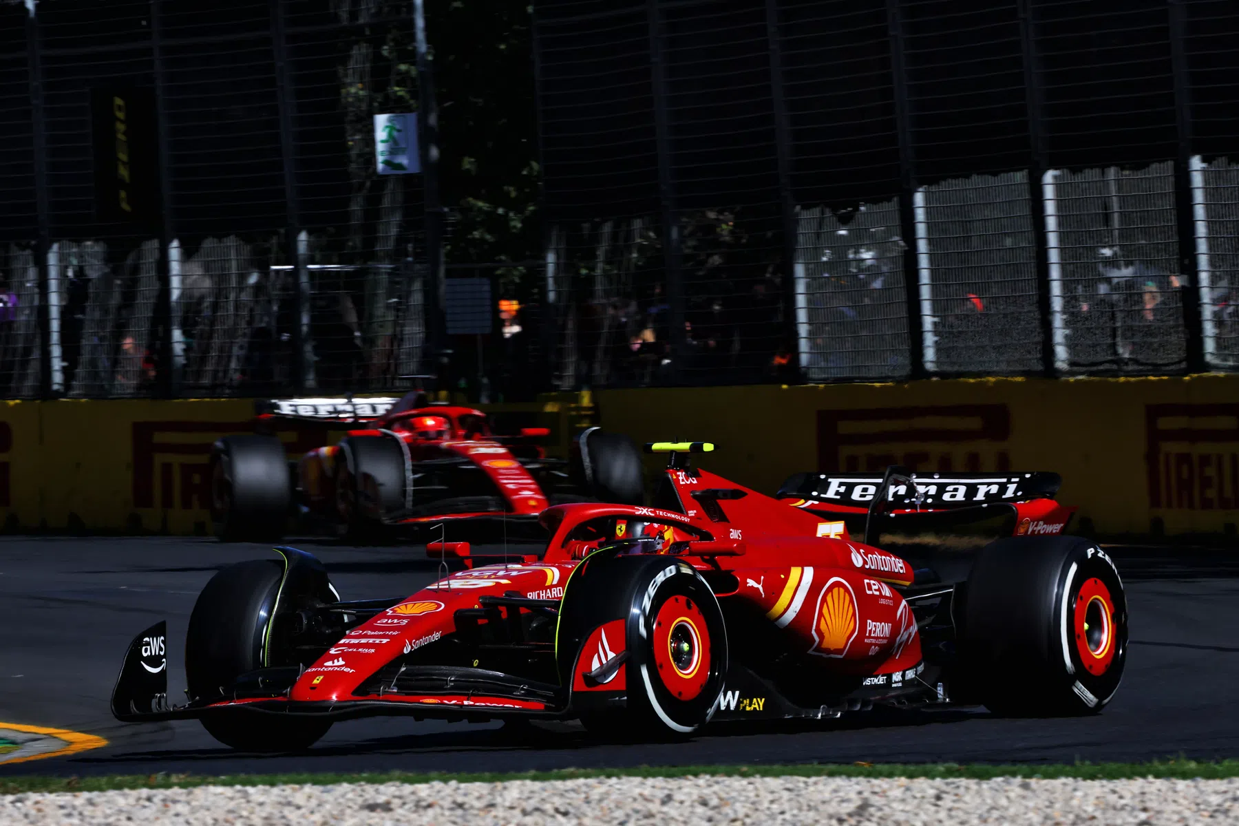 Ferrari y McLaren se acercan a Red Bull en el Campeonato de Constructores