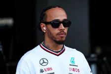 Thumbnail for article: Vettel naar Mercedes? Dit vindt Hamilton daarvan