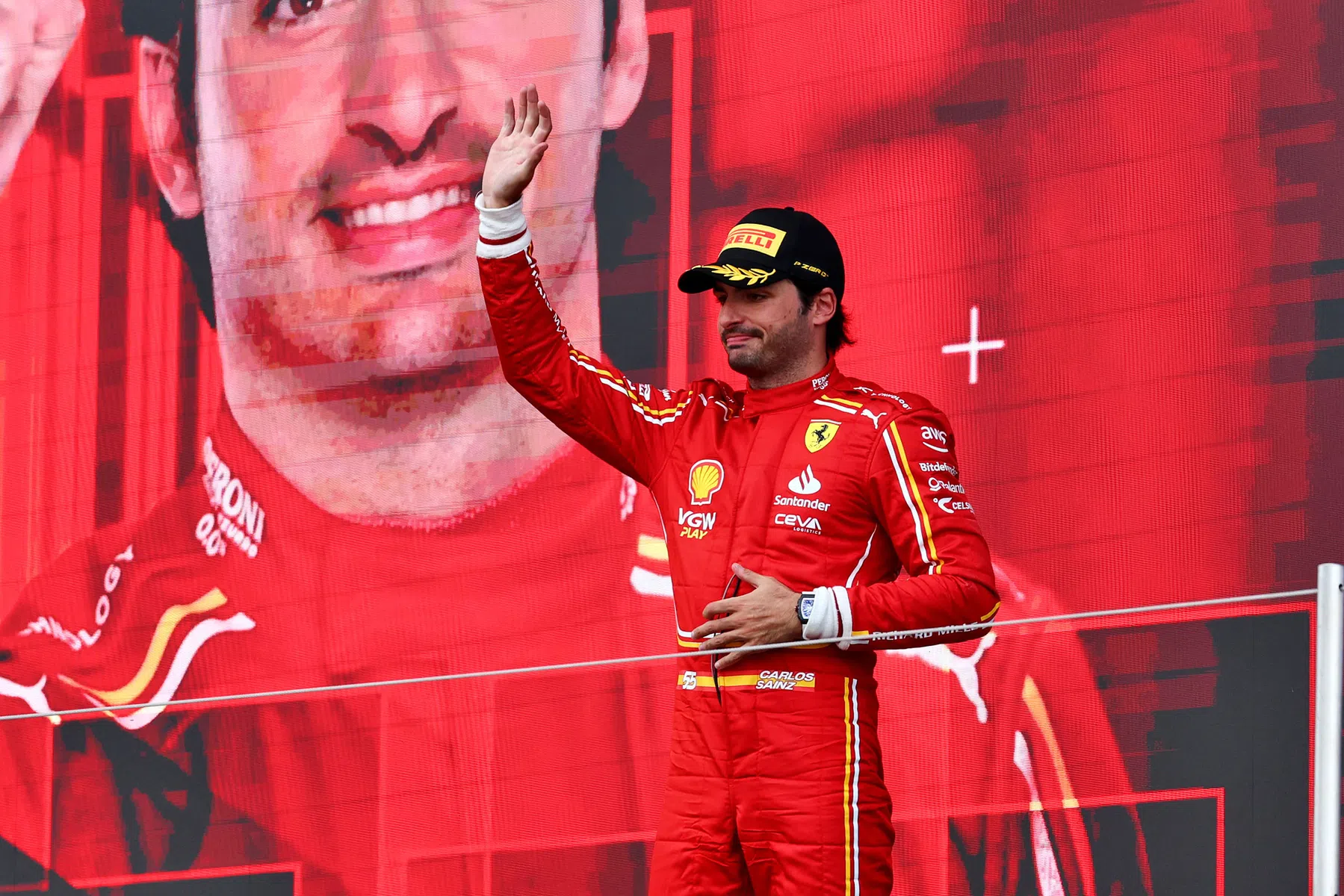 Sainz se muestra feliz tras el Gran Premio de Japón