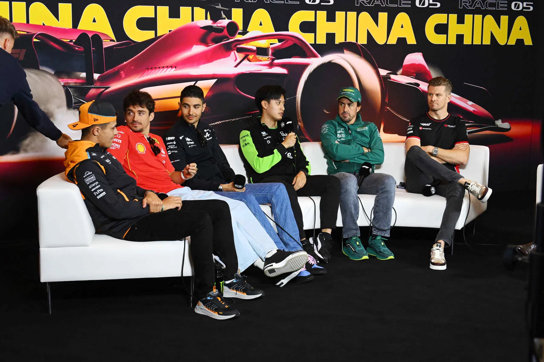 Norris, Leclerc, Ocon y Zhou sobre la renovación de Fernando Alons