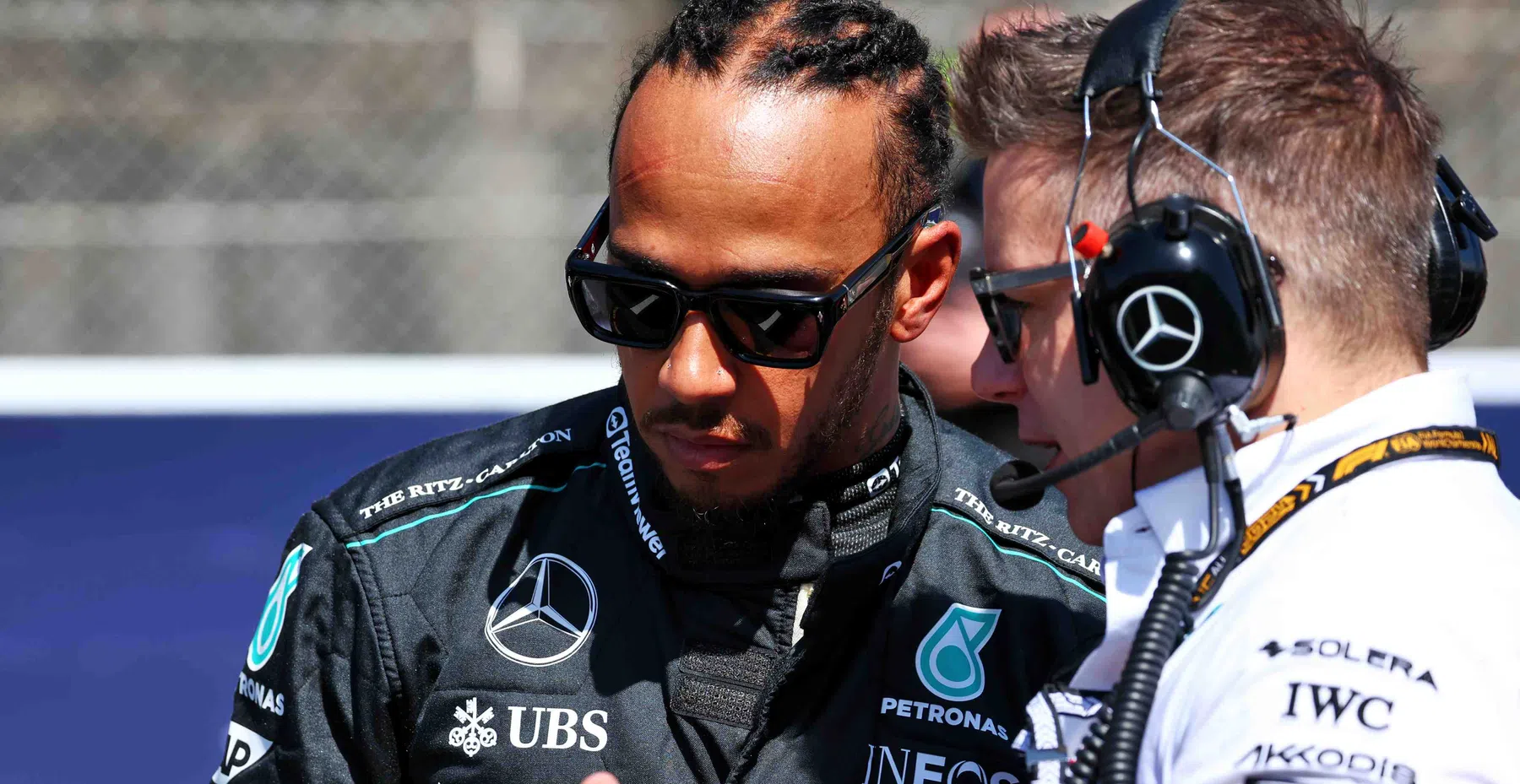 Hamilton responds defensively to question on F1 future