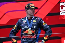 Thumbnail for article: Wolff no renuncia a Verstappen pero: 'Me quedaría en Red Bull'