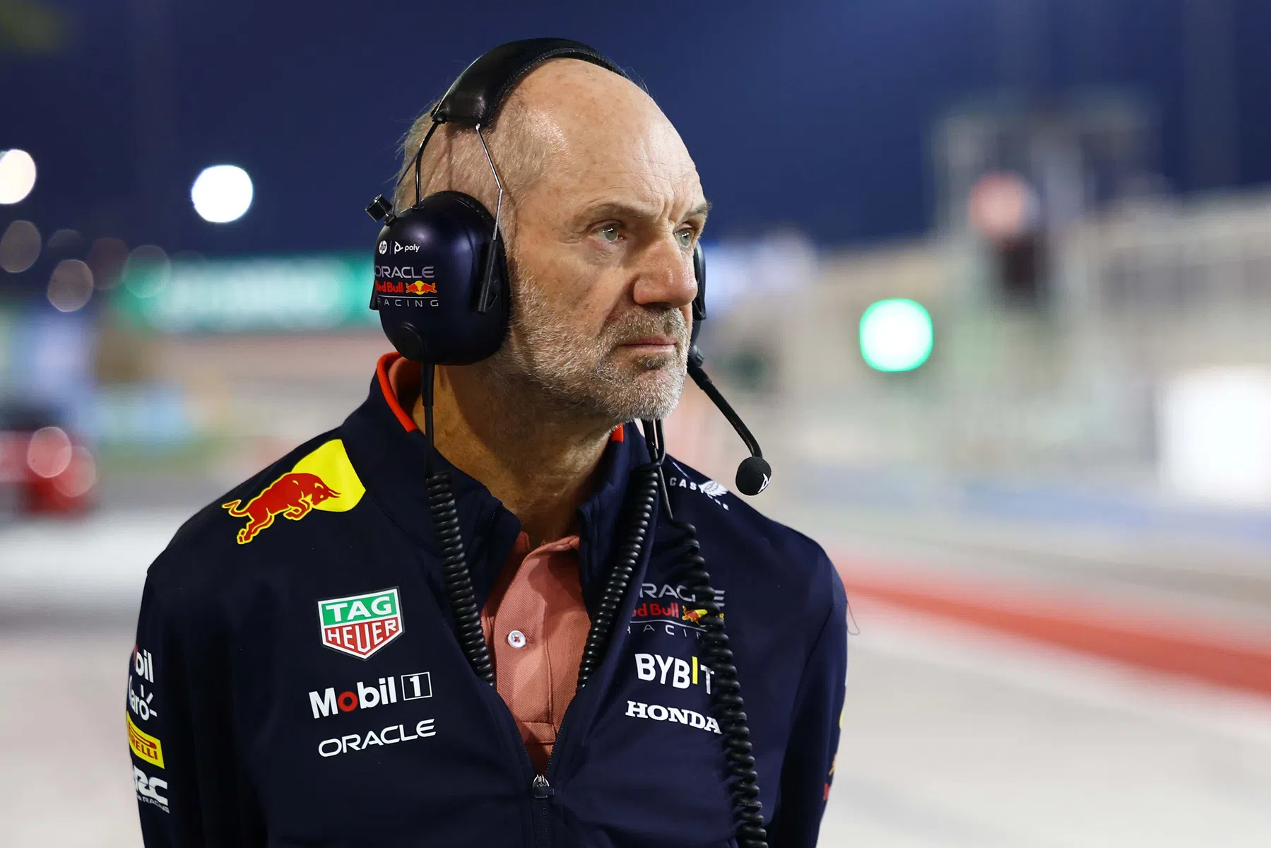 Wanneer mag adrian newey aan het werk bij een ander f1 team?