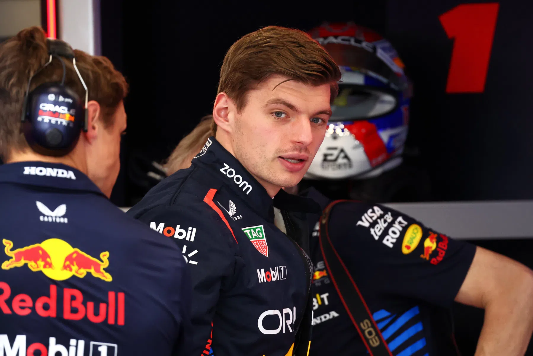 Verstappen stream suspects Penelope's presence back in Miami