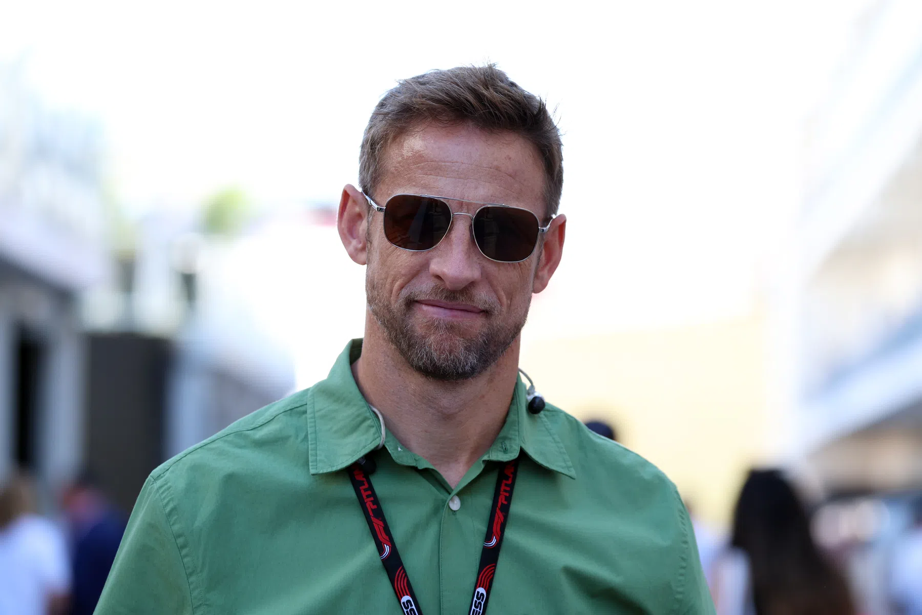 Button responds to question about 2025 Mercedes seat