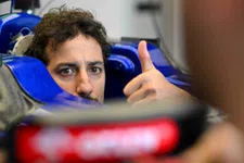 Thumbnail for article: Ricciardo "ha certamente voltato pagina" dopo l'incidente con Stroll