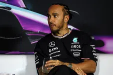 Thumbnail for article: Hamilton reacciona a las declaraciones de Magnussen sobre su penalización en el sprint