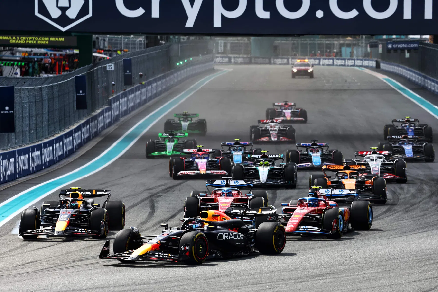 WK-stand F1 bij constructeurs, Red Bull scoort meeste punten in Miami