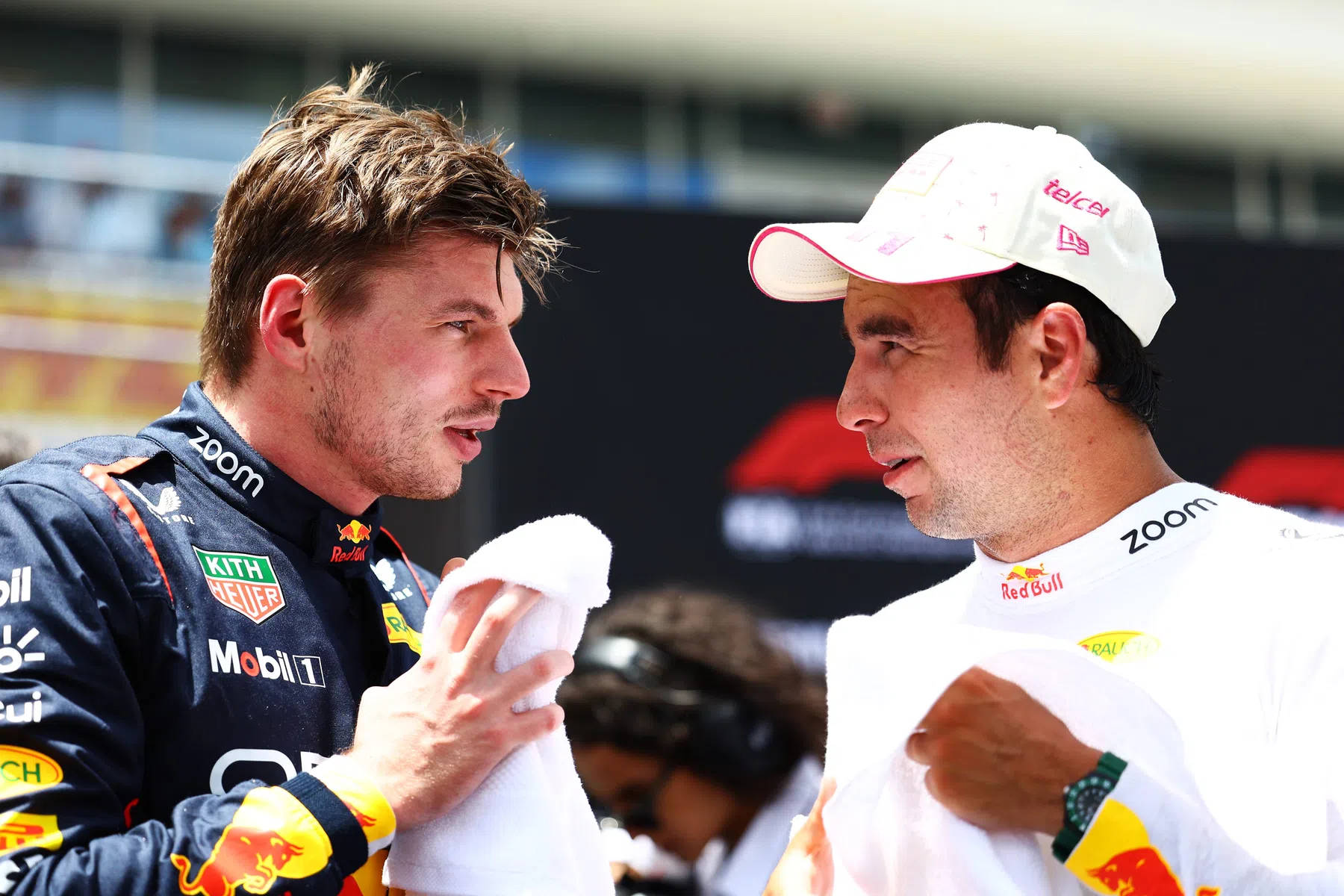 Verstappen bat Perez en qualifications et en course en 2024.