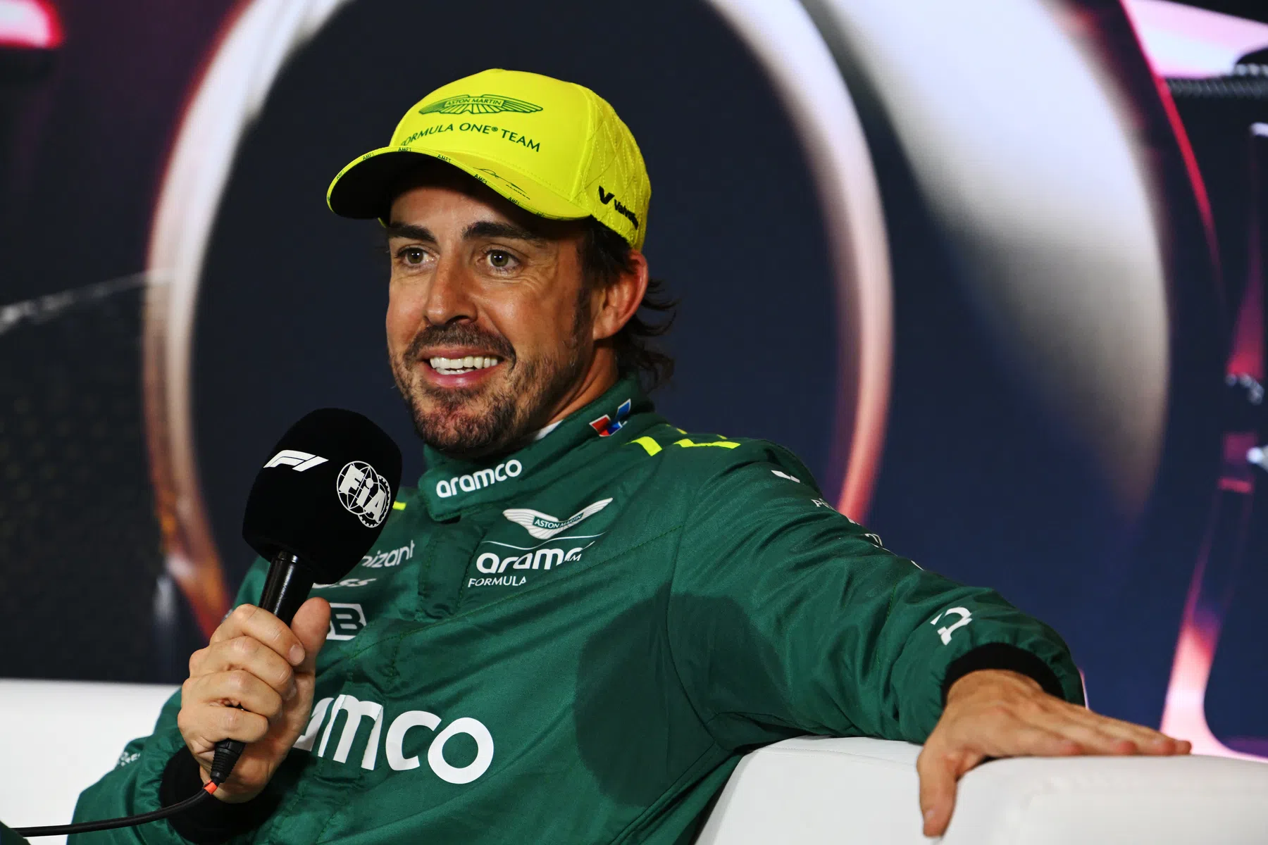 alonso garante a vitória de norris em miami, assim como verstappen