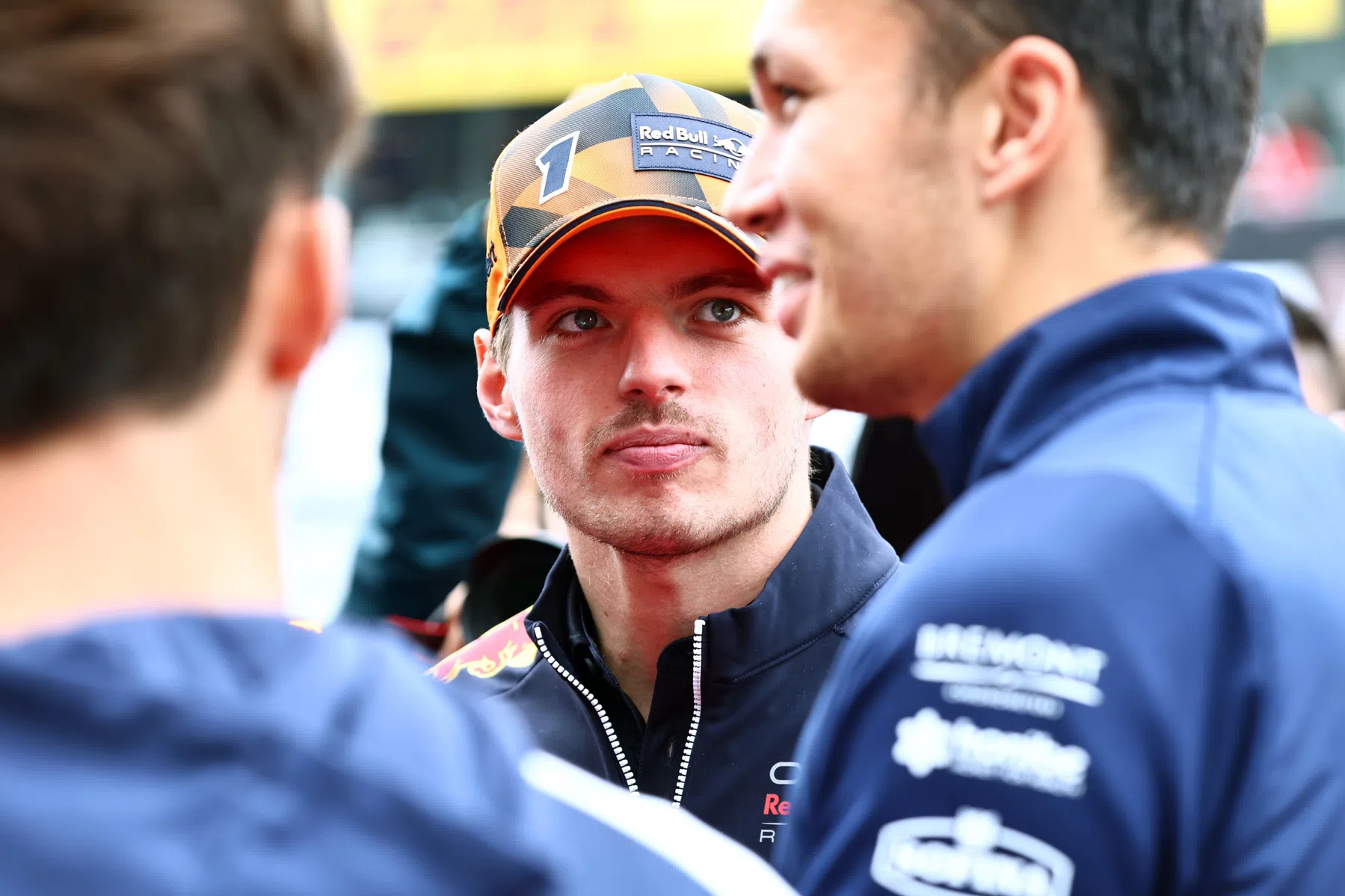 Verstappen keeps Silly Season under wraps