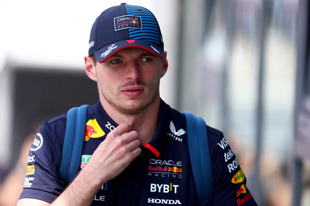 Verstappen pronto para Imola: "É claro que eu gostaria de ter dormido mais