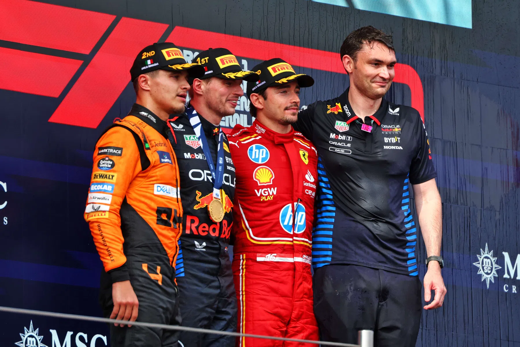 Mídia internacional destaca Norris como perseguidor de Verstappen