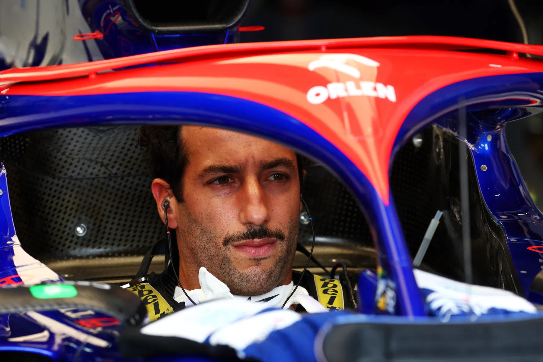 Daniel Ricciardo worstelt met start tijdens GP Imola