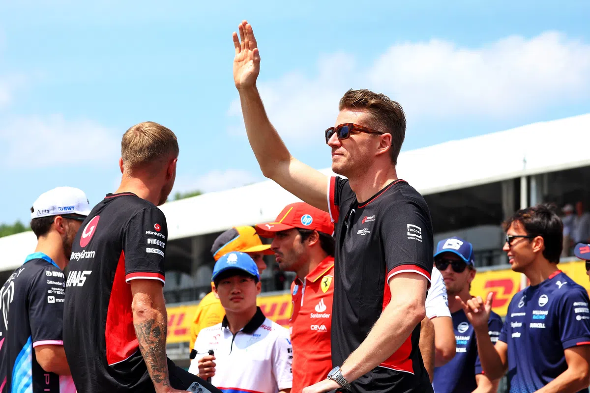 Hulkenberg abre os braços para o potencial companheiro de equipe Sainz
