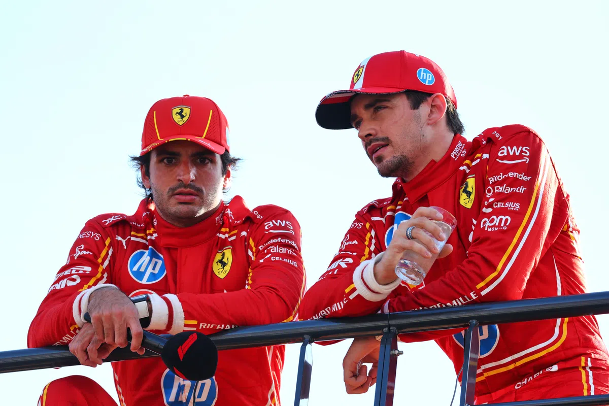 A corrida de hoje é sobre "jogar o jogo de equipe" para a Ferrari