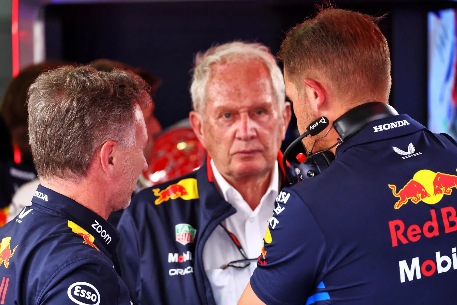 Marko revela detalles del choque evitado de Pérez sobre Verstappen