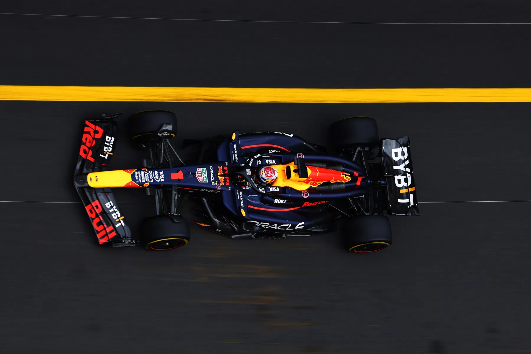 Red Bull Racing mit einer Reaktion auf die Nachricht von Ocon