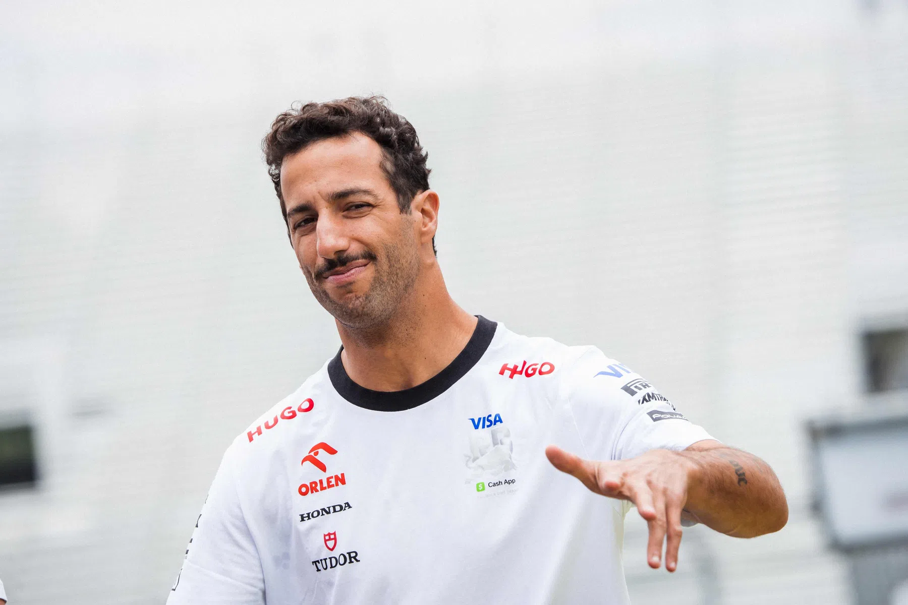 Ricciardo sobre a extensão do contrato de Pérez