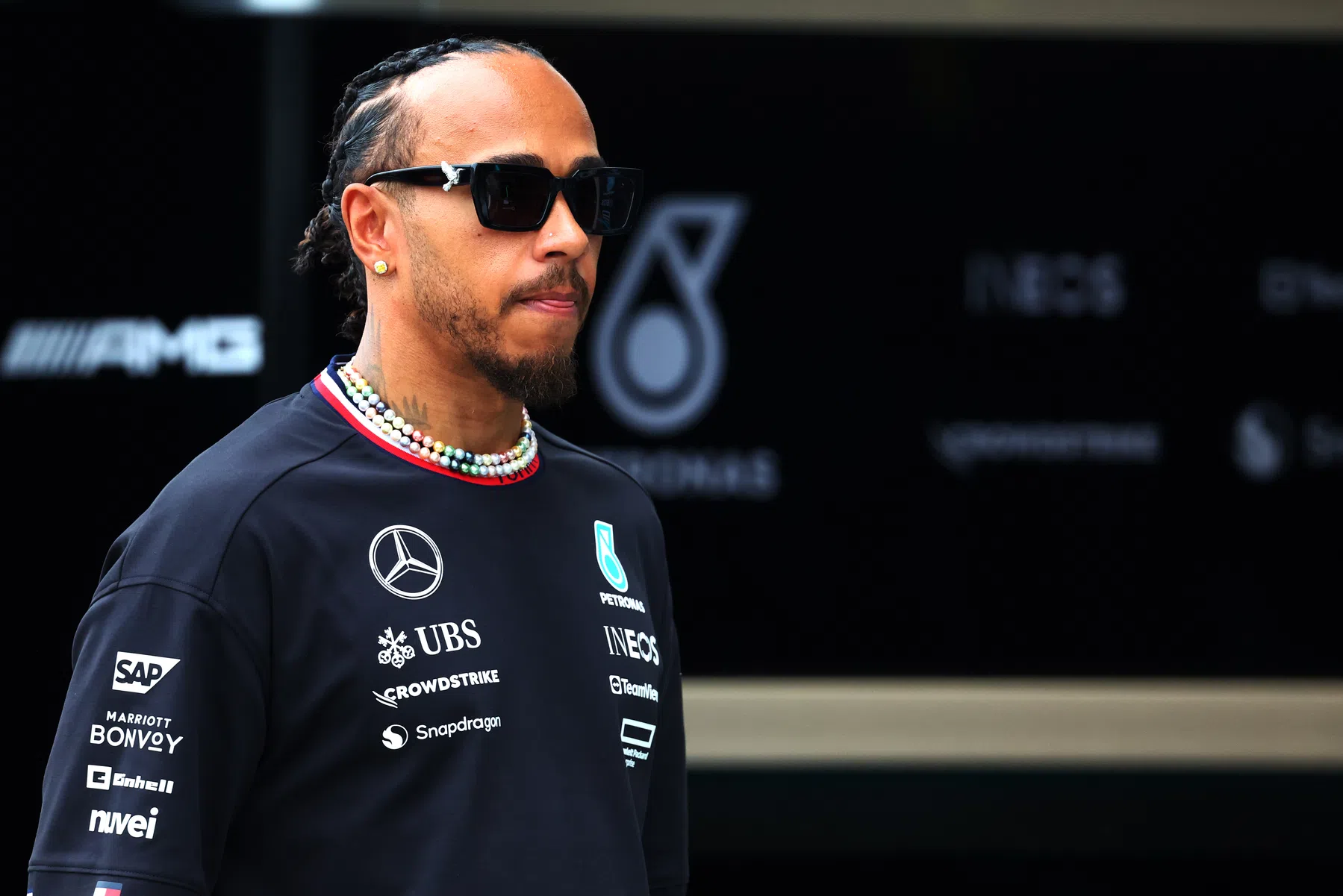 Hamilton looking ahead to future at Ferrari amid drivers market chaos