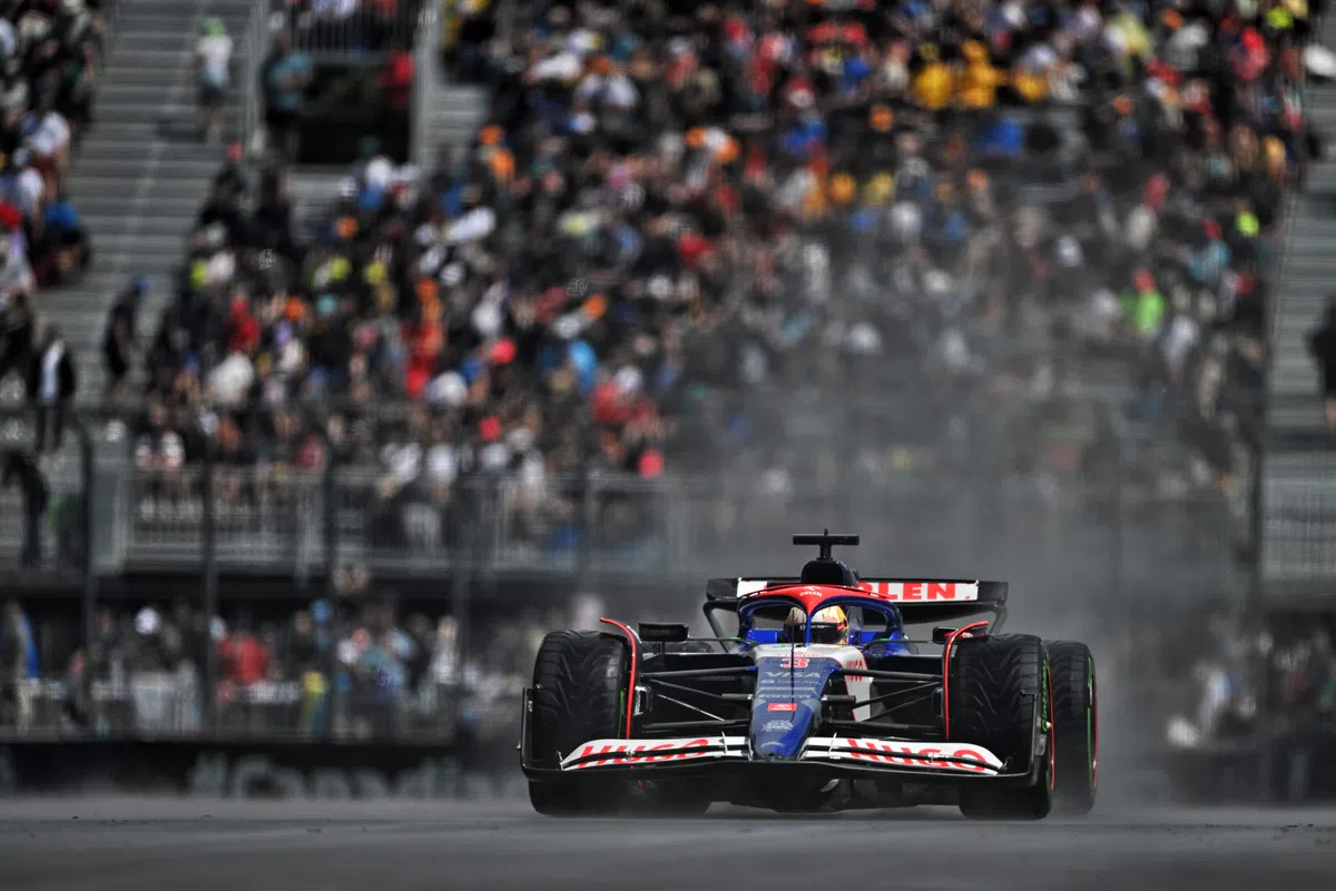 Ricciardo obtém a nota máxima na competição de escorregões e deslizes da F1!