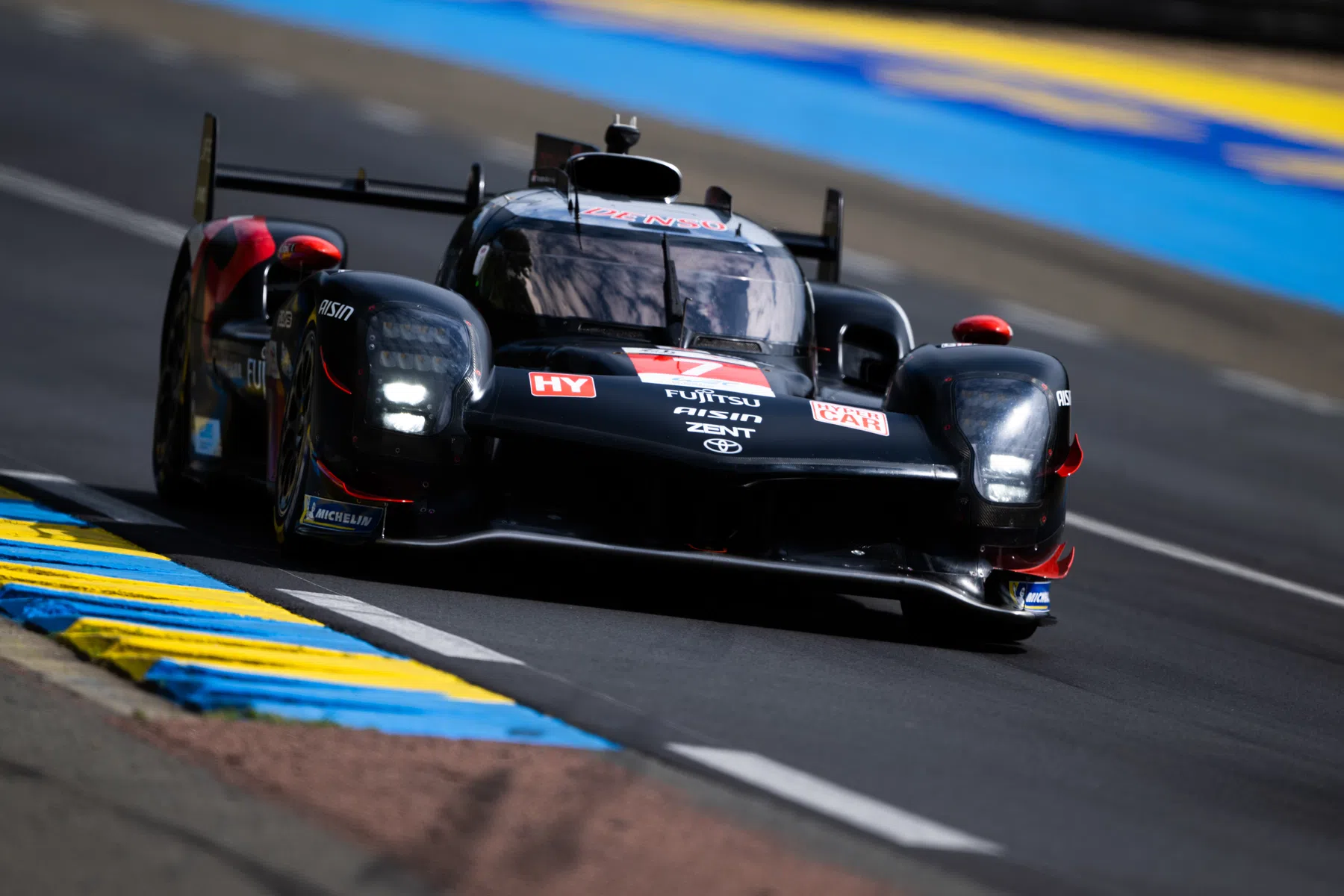 toyota naar achteraan de grid van 24 uur van le mans