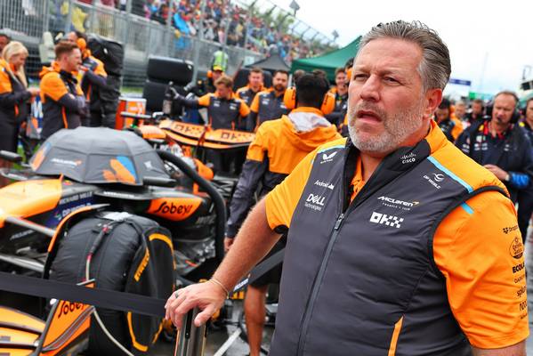 Brown arremete de nuevo contra Red Bull