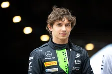 Thumbnail for article: La FIA adegua la "regola Verstappen" e spiana la strada al debutto di Antonelli in F1