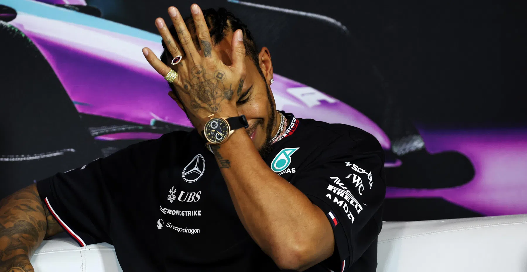 Herbert vindt het tegenhouden van Hamilton onzin Mercedes Ferrari