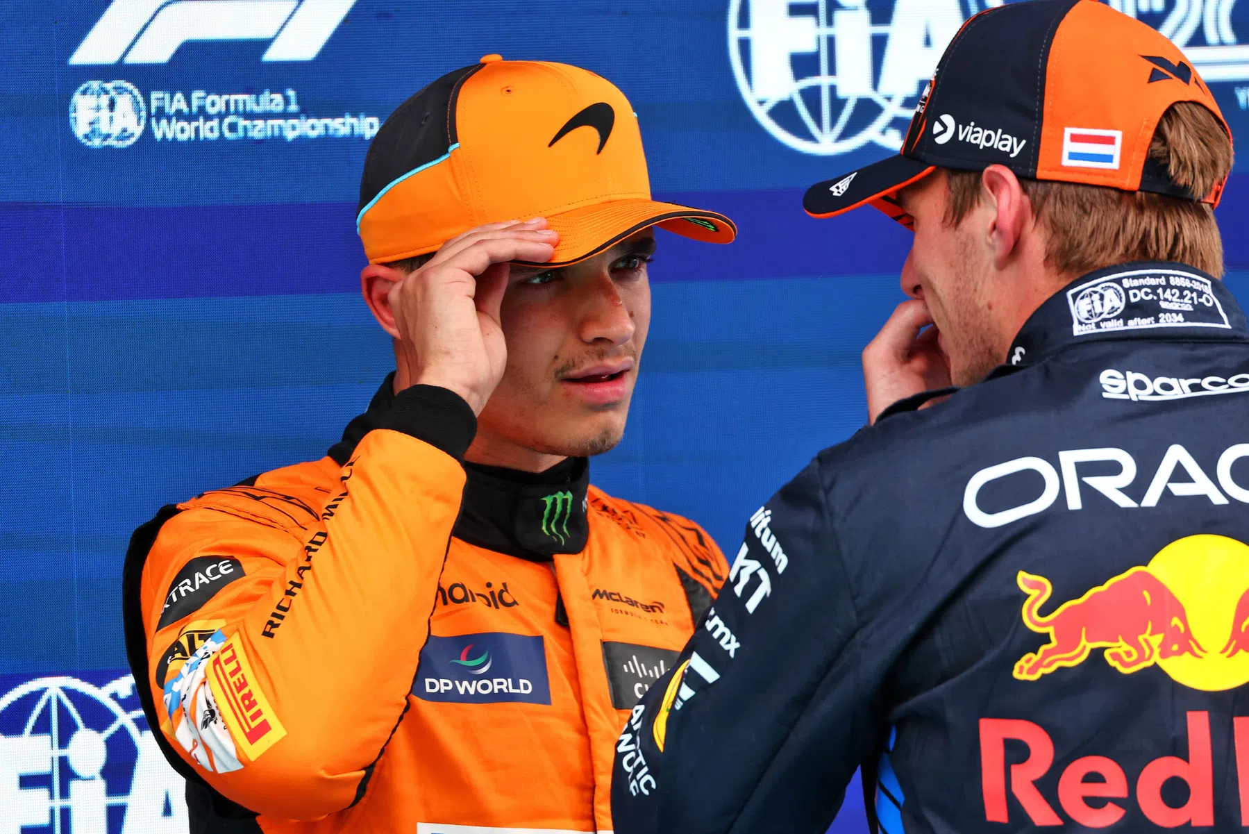 Norris e Verstappen se surpreendem com falta de punição a Leclerc