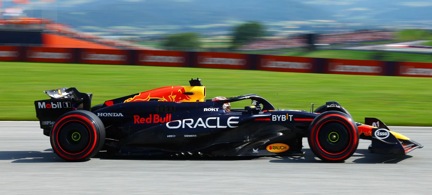 Résultats complets des qualifications du Grand Prix d'Autriche avec Verstappen en pole.