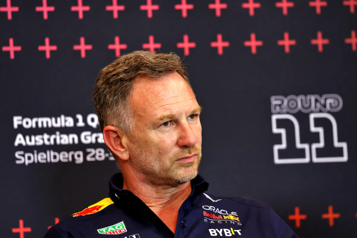 Horner snaps back at Silverstone: 'In s*** if you can't sell tickets now'