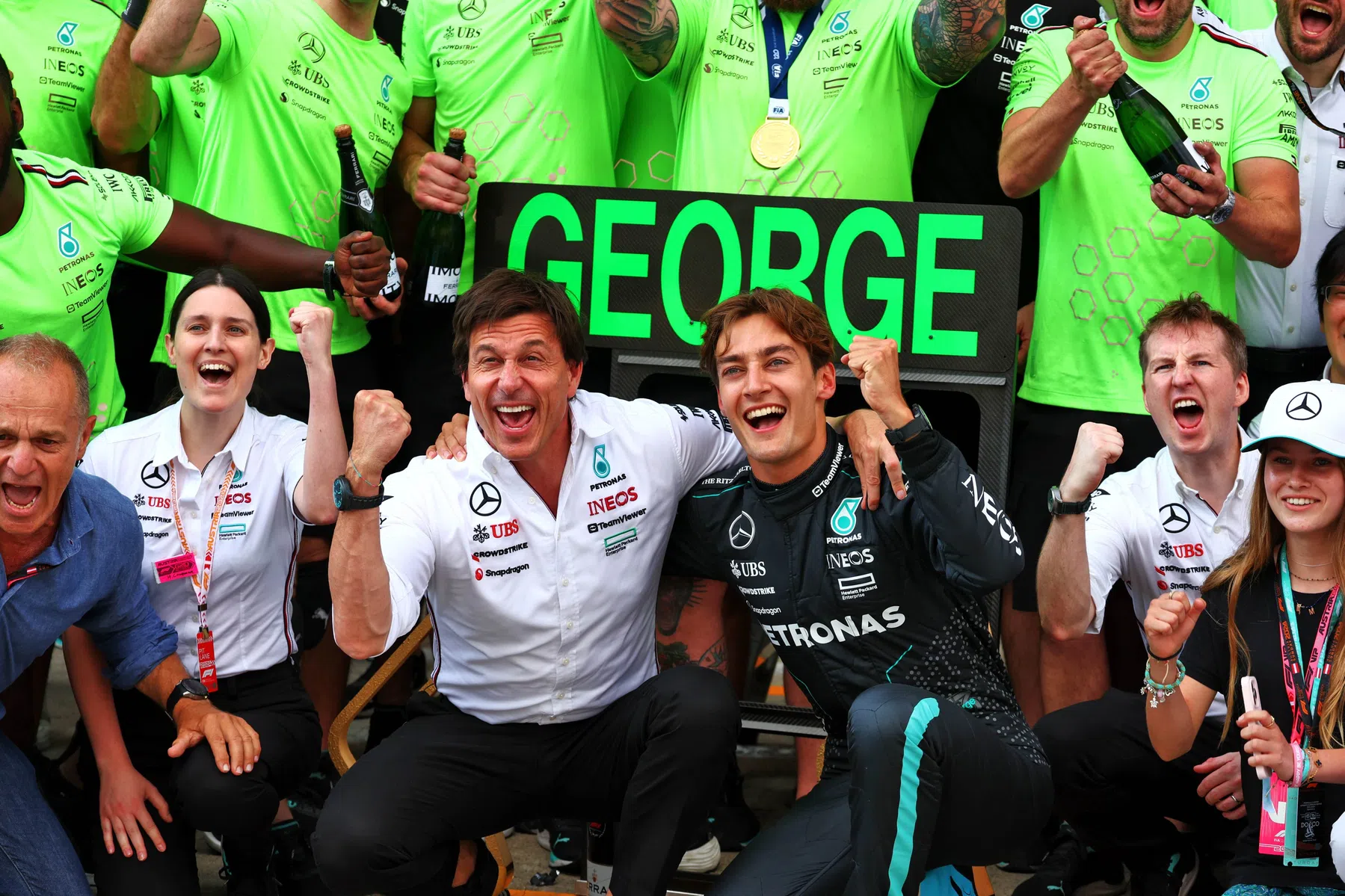 Wolff olha para o Grande Prêmio da Inglaterra em Silverstone Mercedes
